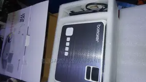 Brand New WIFI Bomaker Projector From the Uk