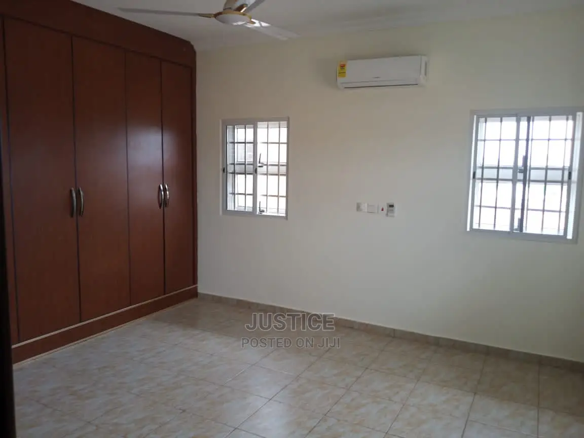 4bdrm Duplex in North Legon for rent