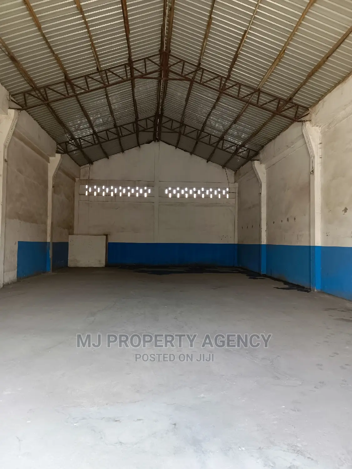 500 SQM Warehouse at Tema