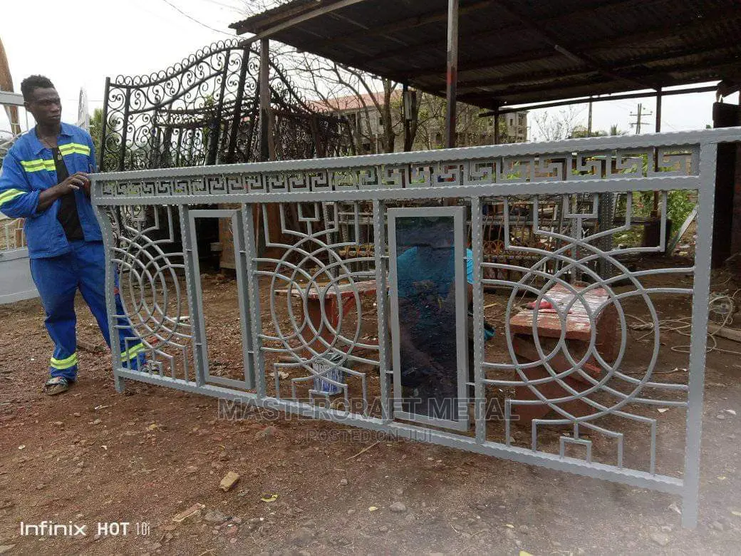 Glass Barrister|Metal Grass Balustrade for Sale