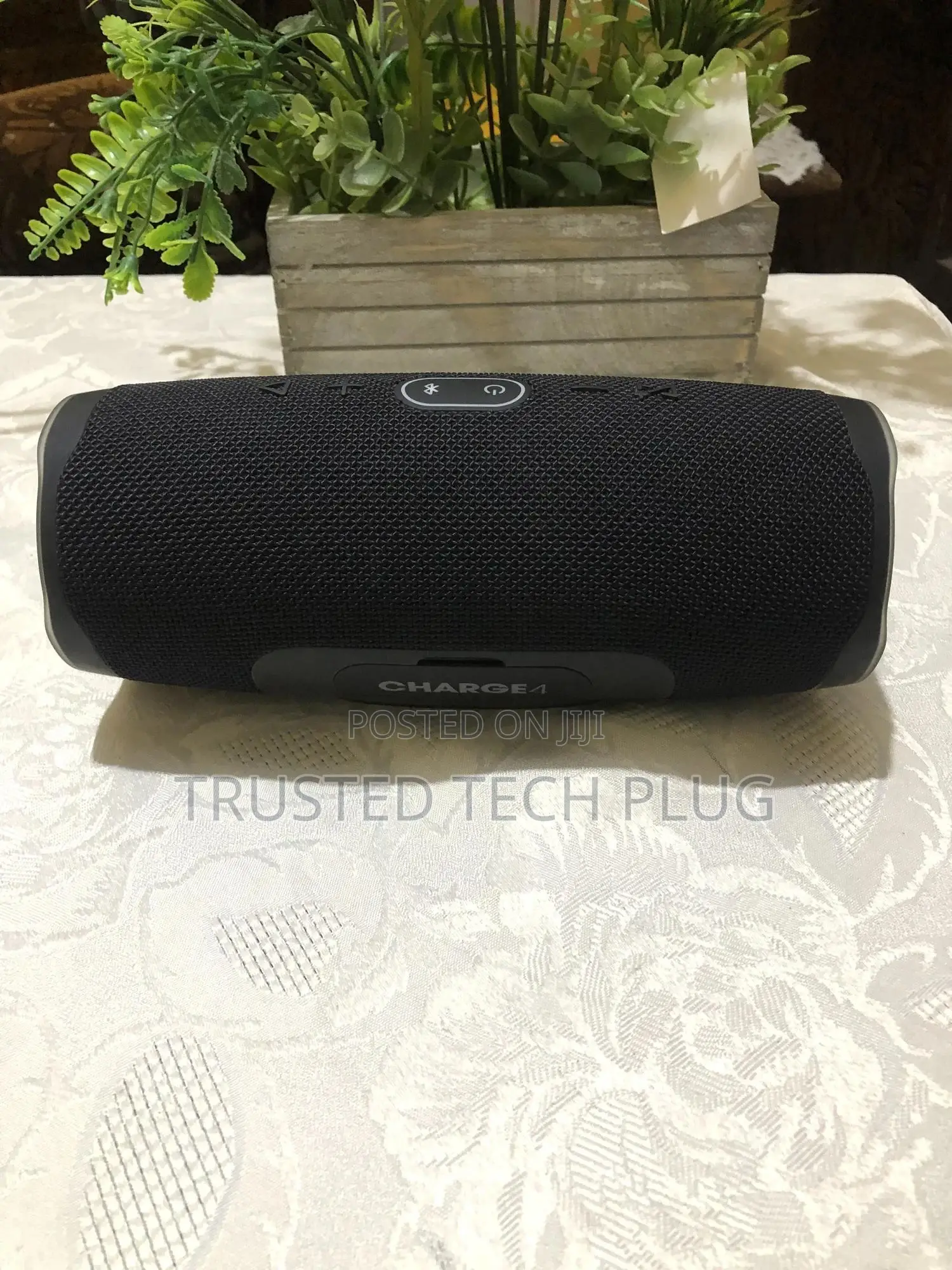 Preowned JBL Charge 4 Bluetooth Speaker From America 4 Sale