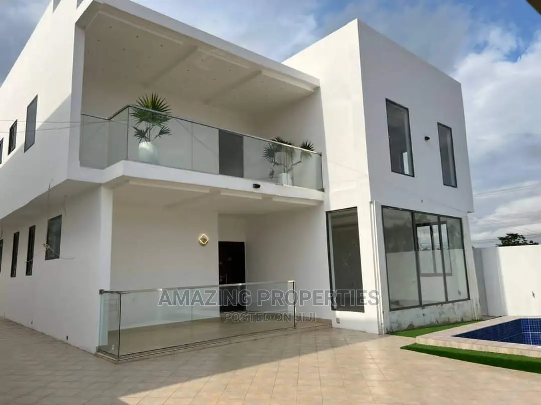 4bdrm House in East Legon for Sale