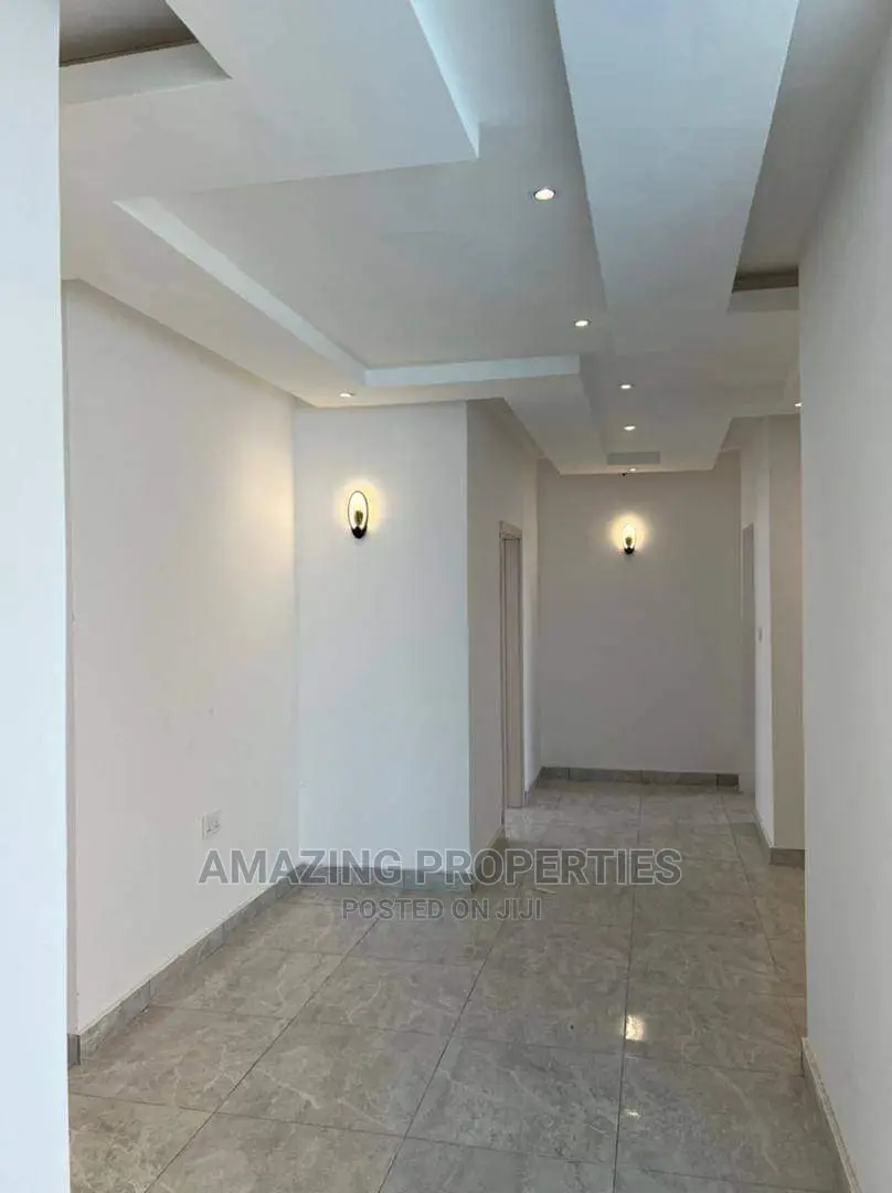 4bdrm House in East Legon for Sale