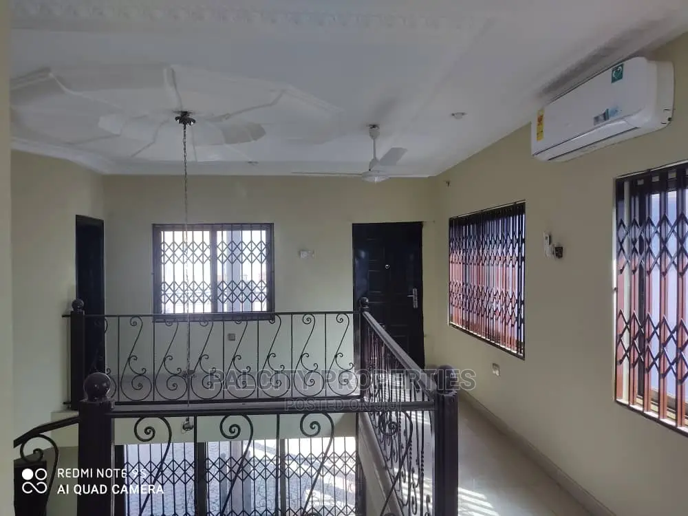 5bdrm House in Atasamanso, Kumasi Metropolitan for rent