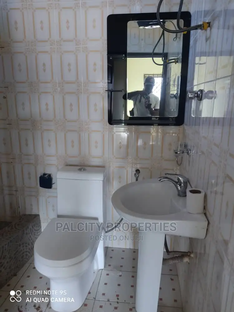 5bdrm House in Atasamanso, Kumasi Metropolitan for rent
