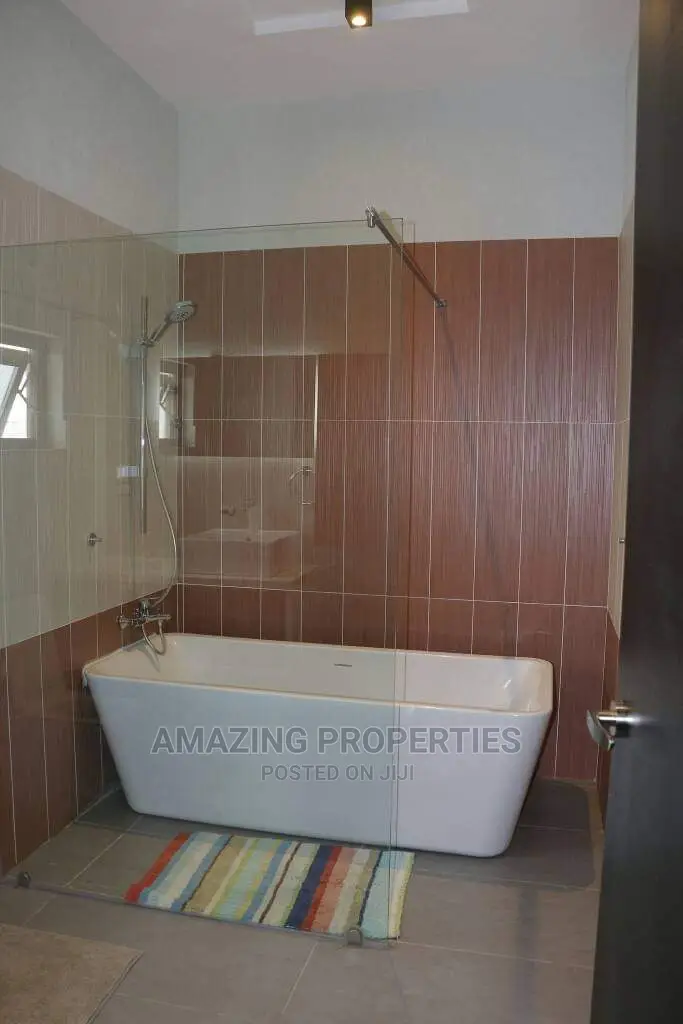 Furnished 5bdrm House in Airport Residential Area for sale