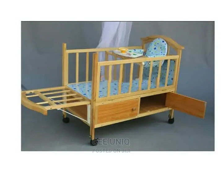2 in 1 Baby Wooden Cot