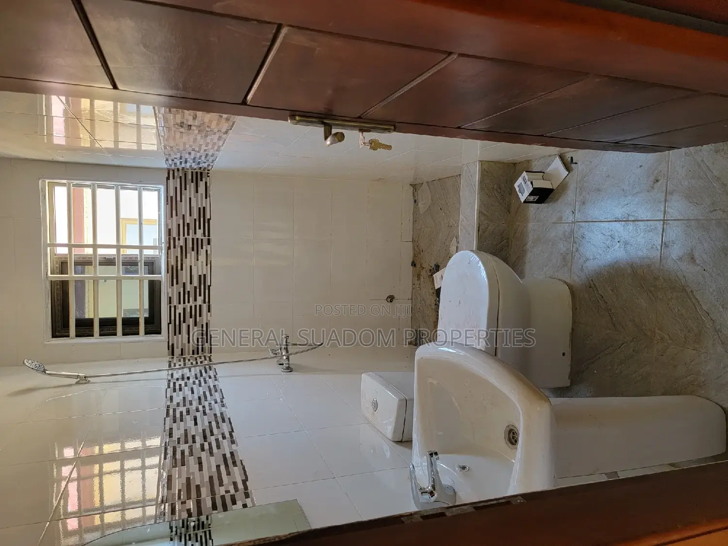 3bdrm House in Suadom Properties, Baatsona Total for rent