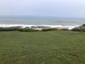 12 Plots of Seafront Land at Ekumfi