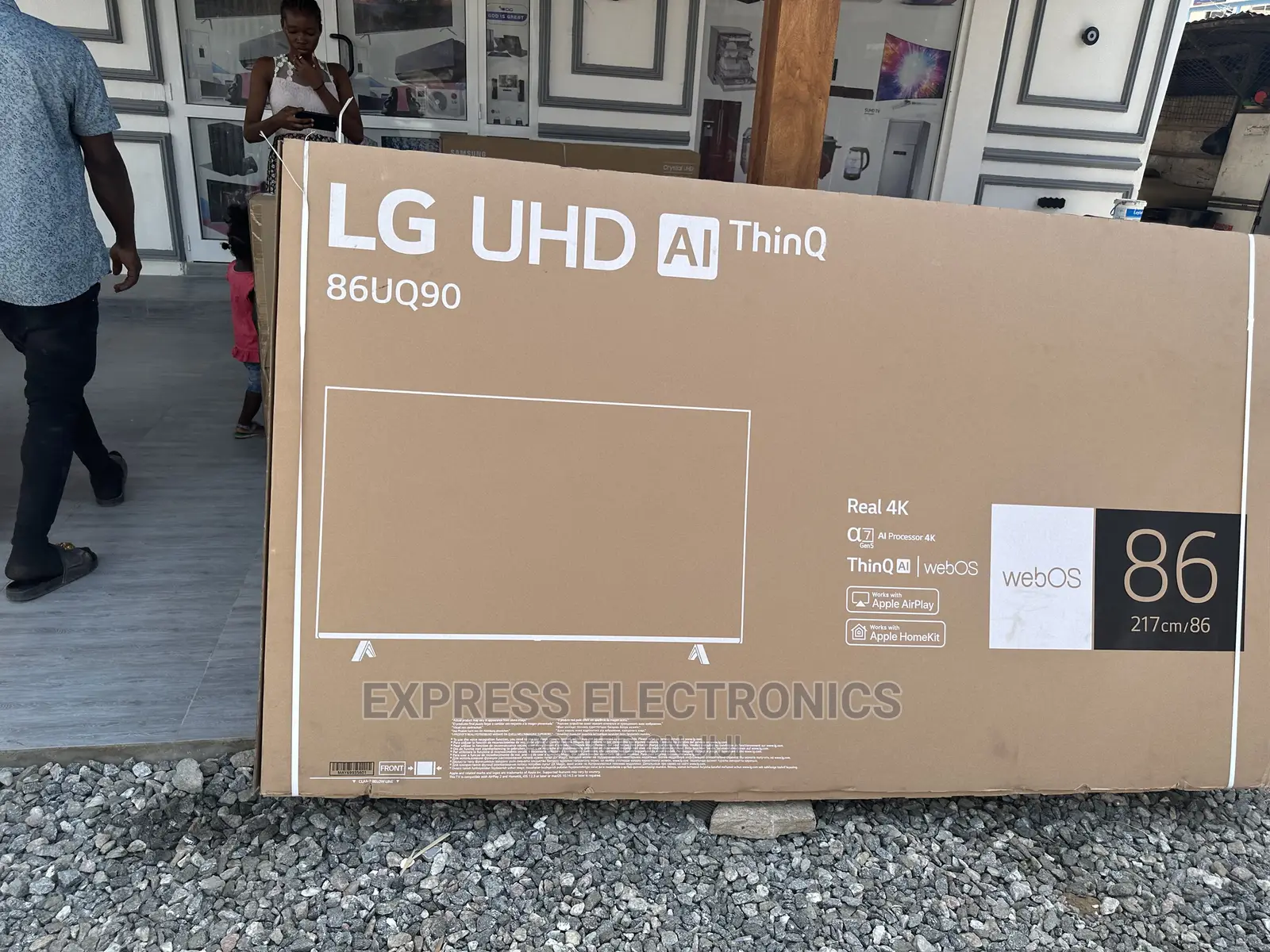 86UQ9000 UHD LG Smart Sleek Design Black +Free Theater