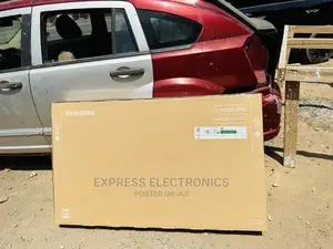 Enjoy  Netflix on UHD Smart Samsung 55”Bu8000 (2022)