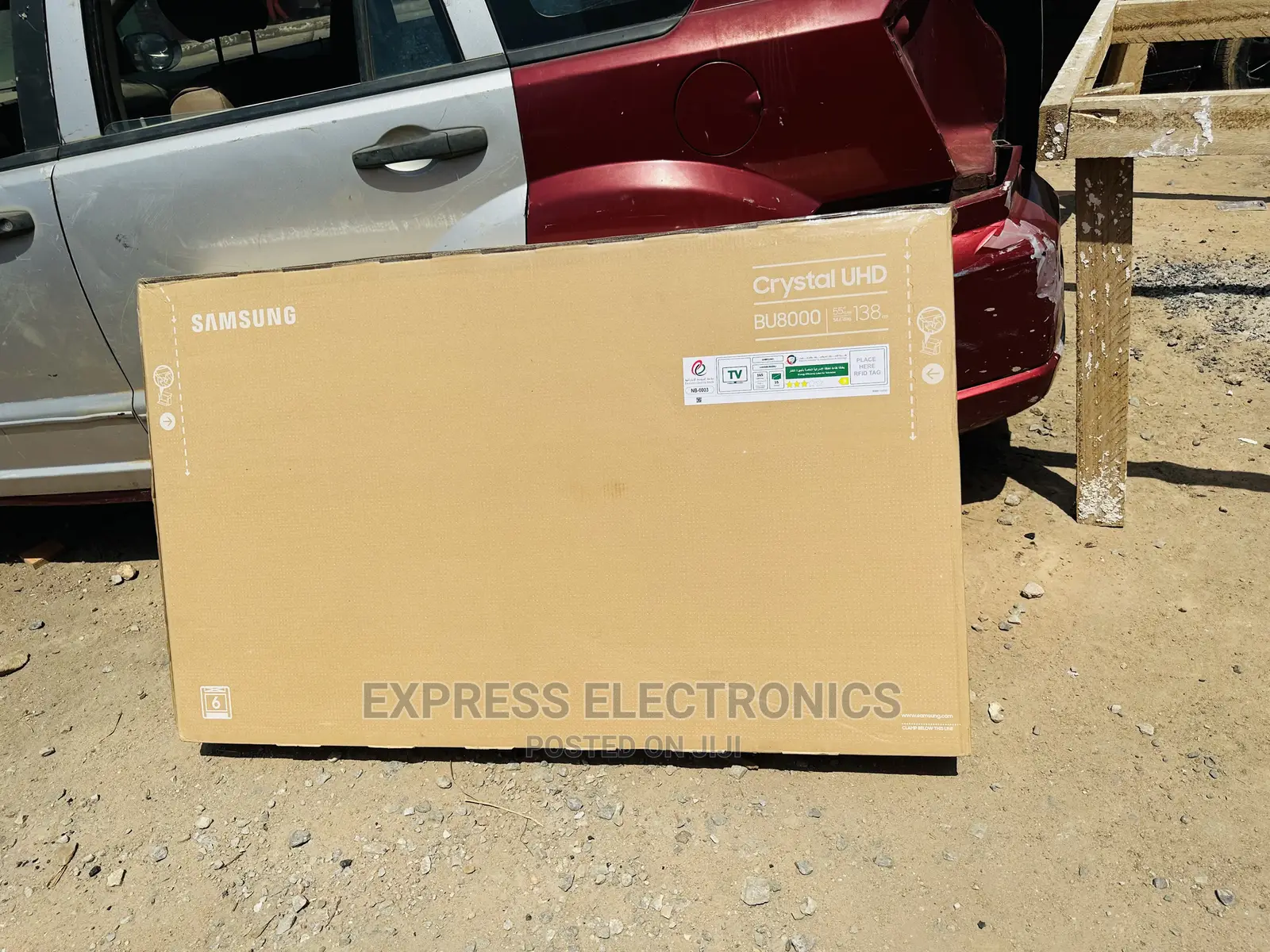 55”Bu8000 UHD Smart Glossy Diagonal Display Samsung Tv