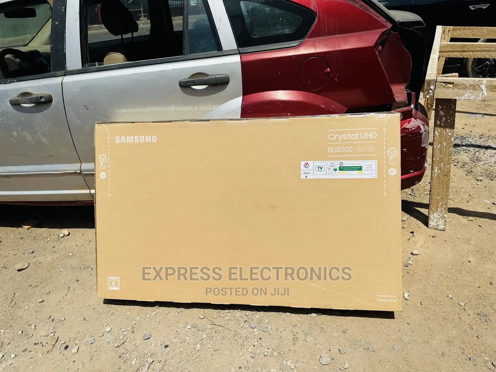 Elegant Design Slim 55”Series 8 UHD Crystal Processor Tv