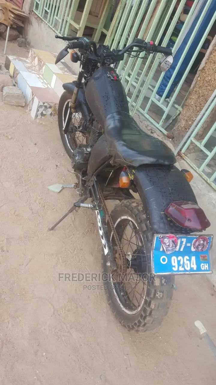 Suzuki Sport 2019 Black