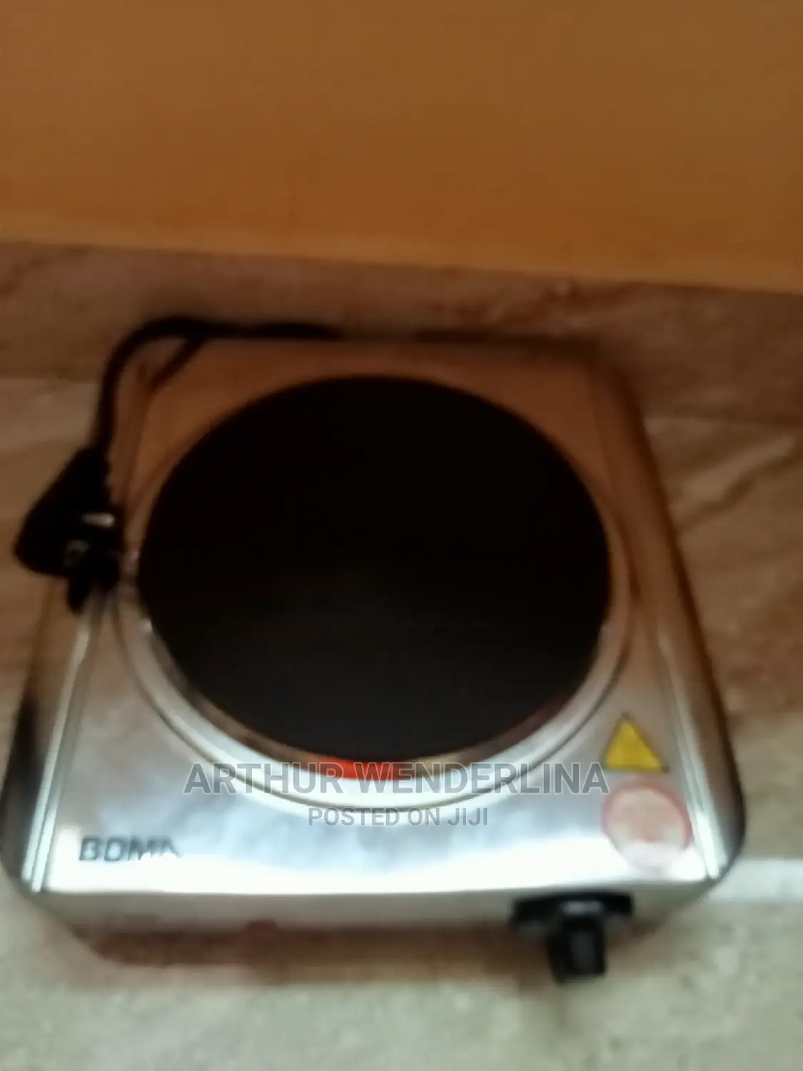 Bomn Electric Stove. (Single)