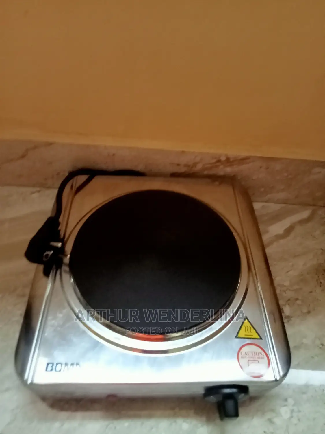 Bomn Electric Stove. (Single)