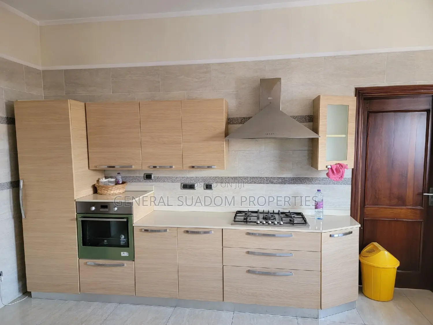 Furnished 5bdrm Duplex in Suadom Properties, Baatsona Total for Rent