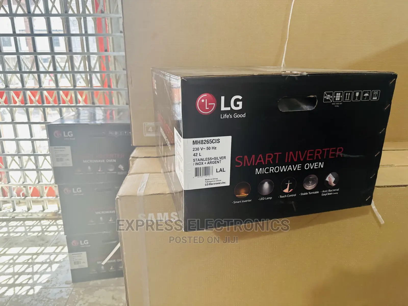Best LG Microwave Oven MH8265CIS 42L Solo Inverter Neocheftm
