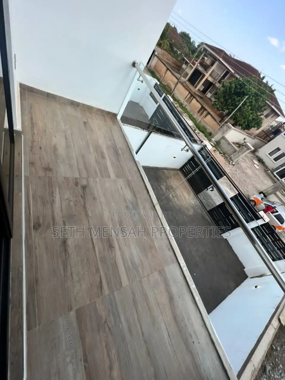 3bdrm House in Skm, Asore Junction for Sale