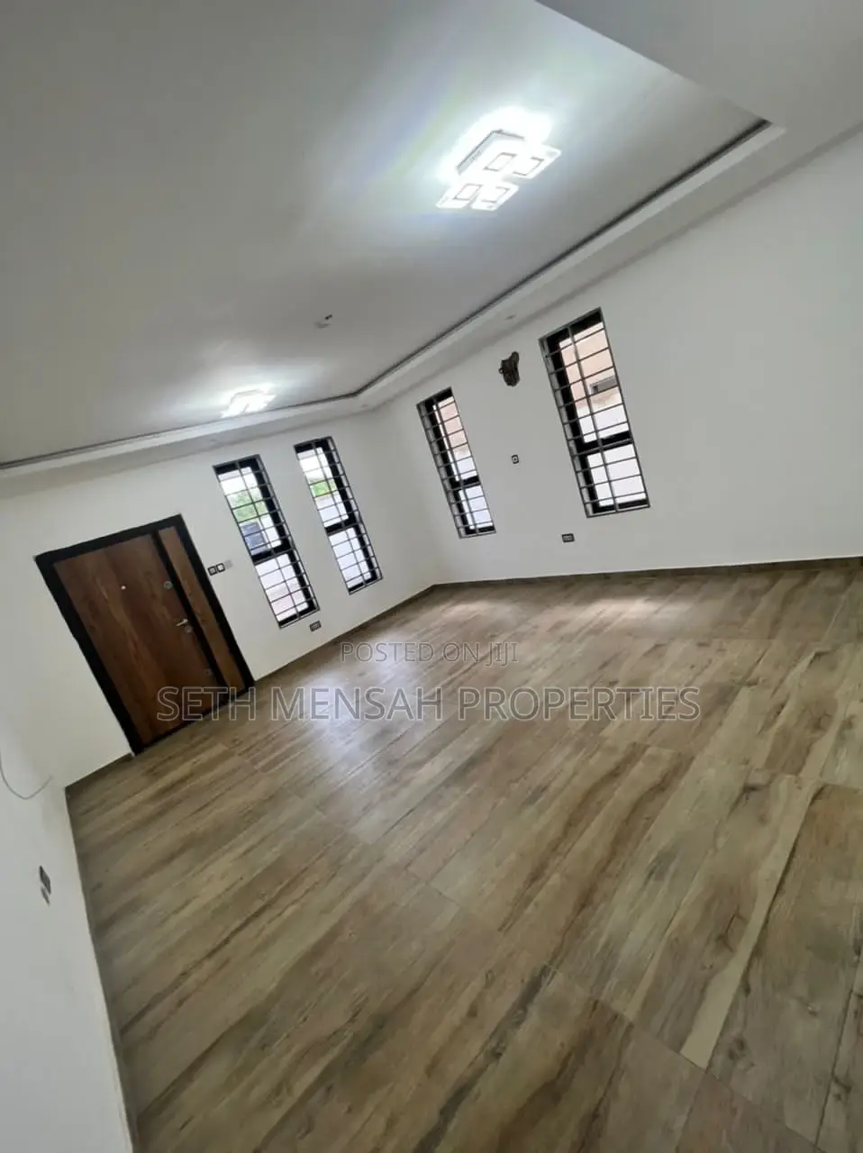 3bdrm House in Skm, Asore Junction for Sale