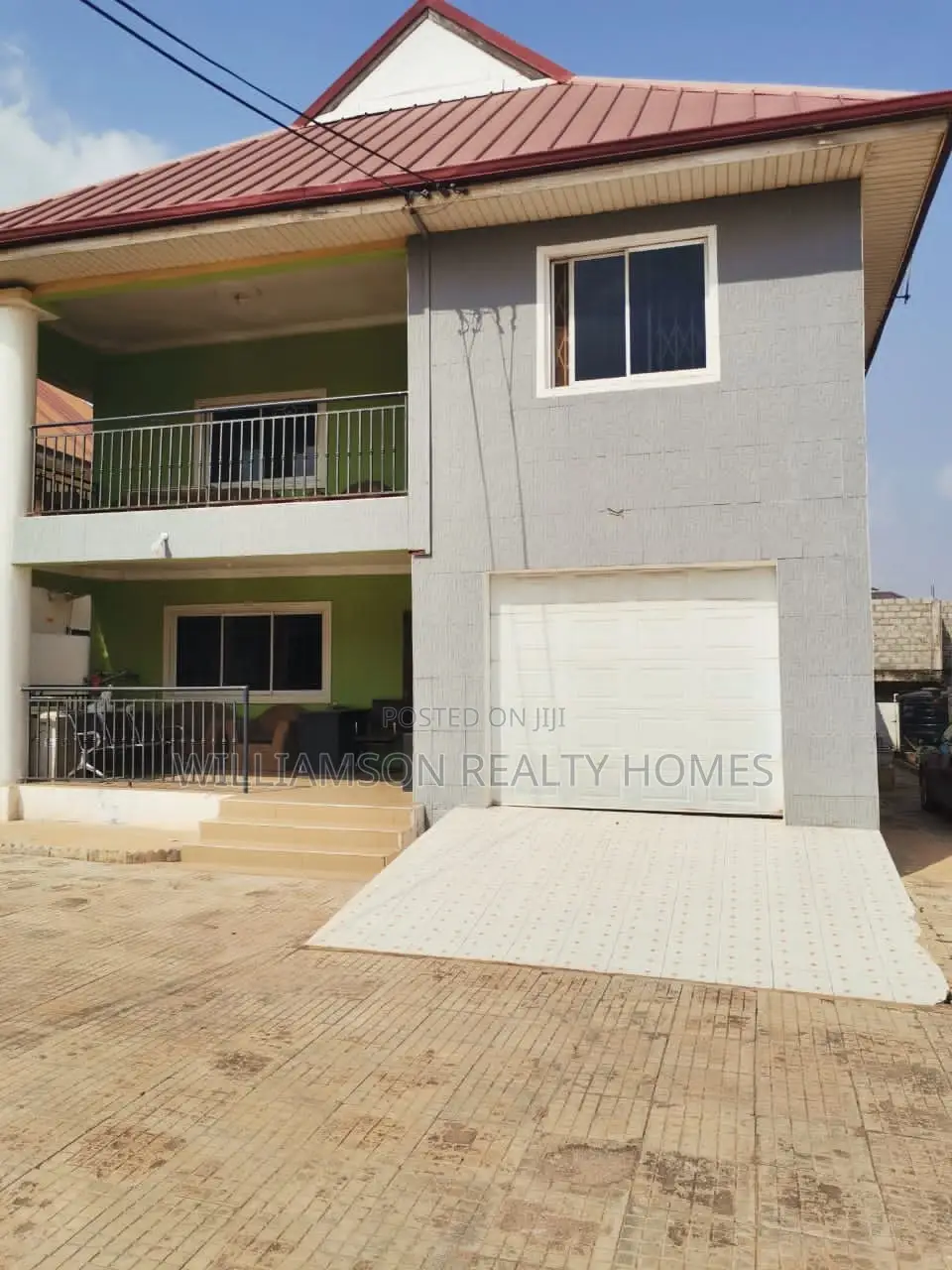 5bdrm Mansion in Ayimensah, Adenta for Sale