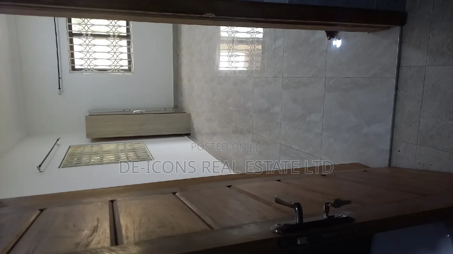 2bdrm Duplex in De-Icons Real Estate, Ga South Municipal for rent