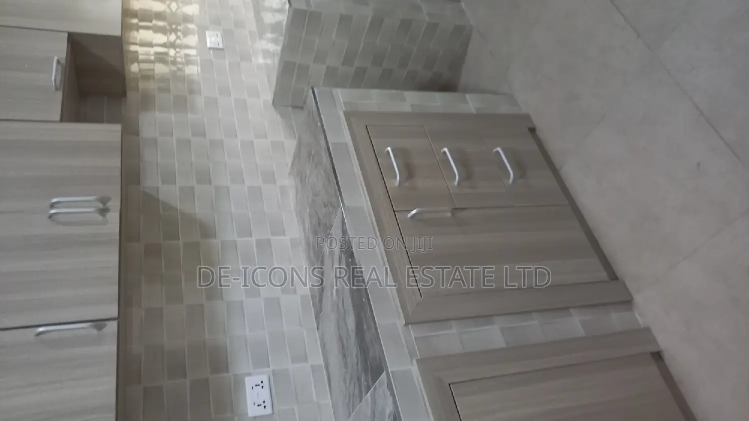 2bdrm Duplex in De-Icons Real Estate, Ga South Municipal for rent