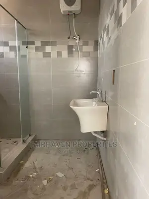 2bdrm Apartment in Tseaddo, Airport Residential Area for rent