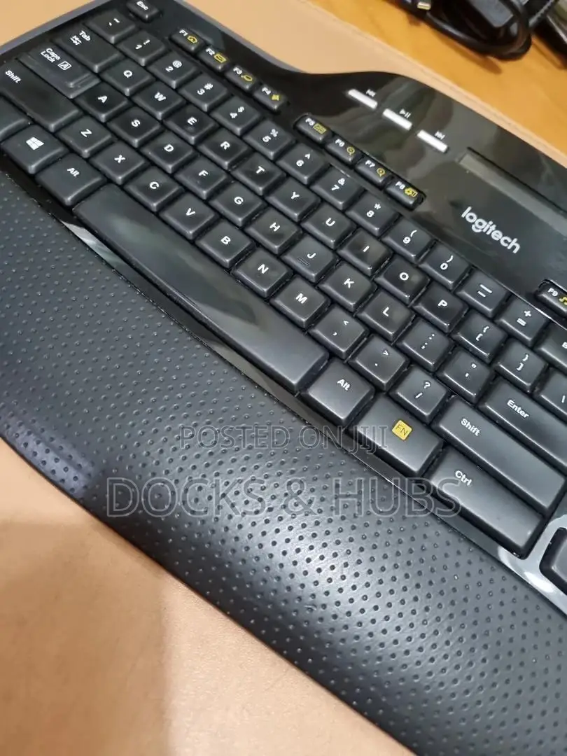 Logitech Mk710 Performance Wireless Keyboard and Mouse Combo