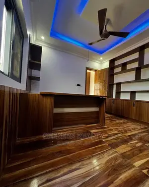 5bdrm Mansion in Seekers Realty, Spintex for Sale