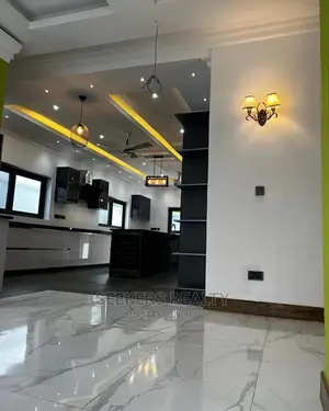 5bdrm Mansion in Seekers Realty, Spintex for Sale