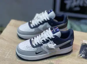 Nike Air Force 1 X Paris Saint-German