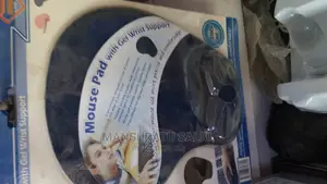Mouse Pad With Gel Wrist Support