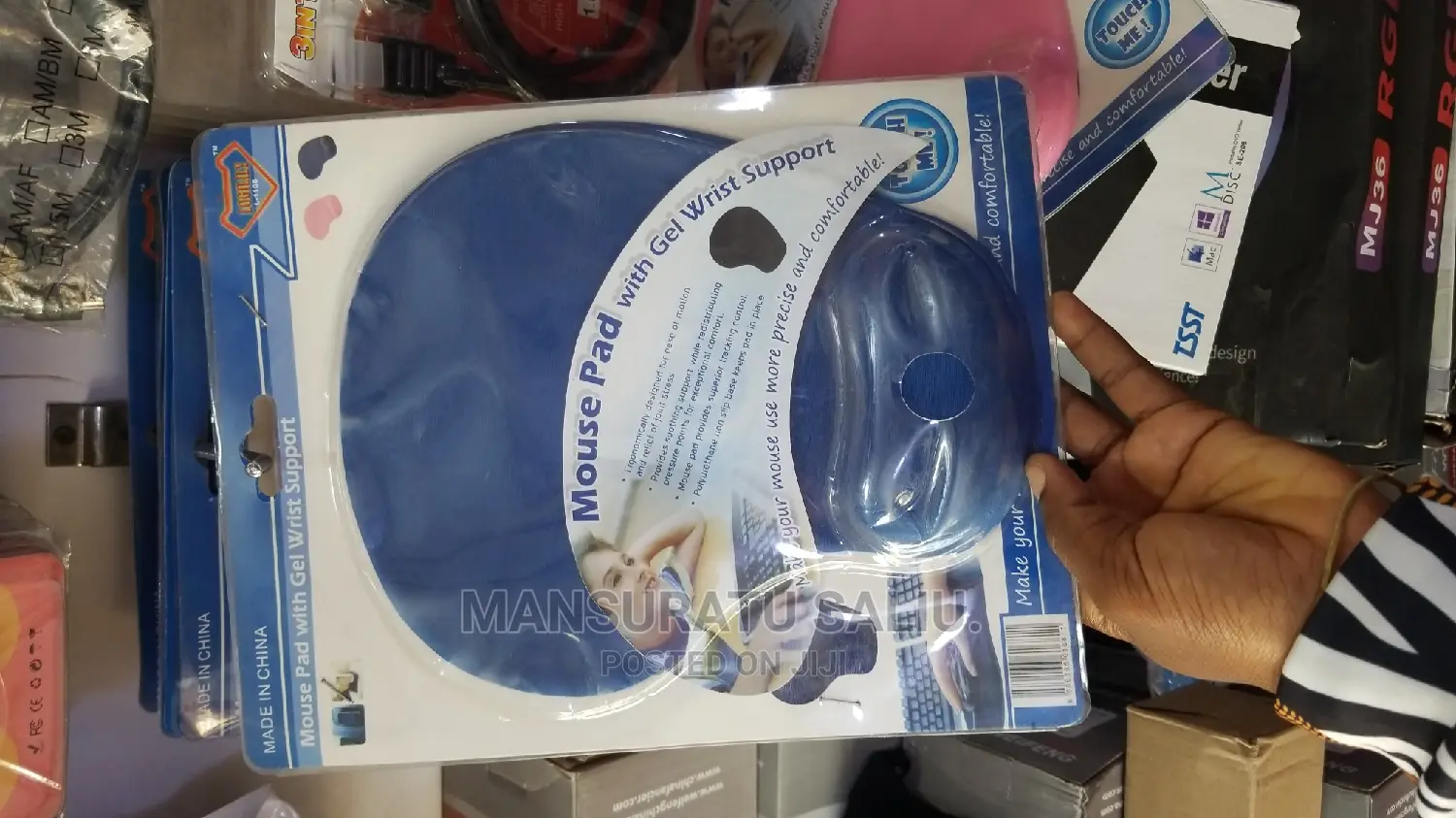 Mouse Pad With Gel Wrist Support