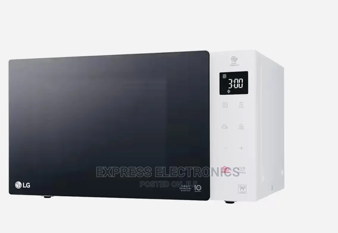LG 25 Liter “Solo”Neochef Microwave Oven Glass Mirror Design