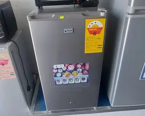 New_pearl Pf111 Fridge With Top Freezer