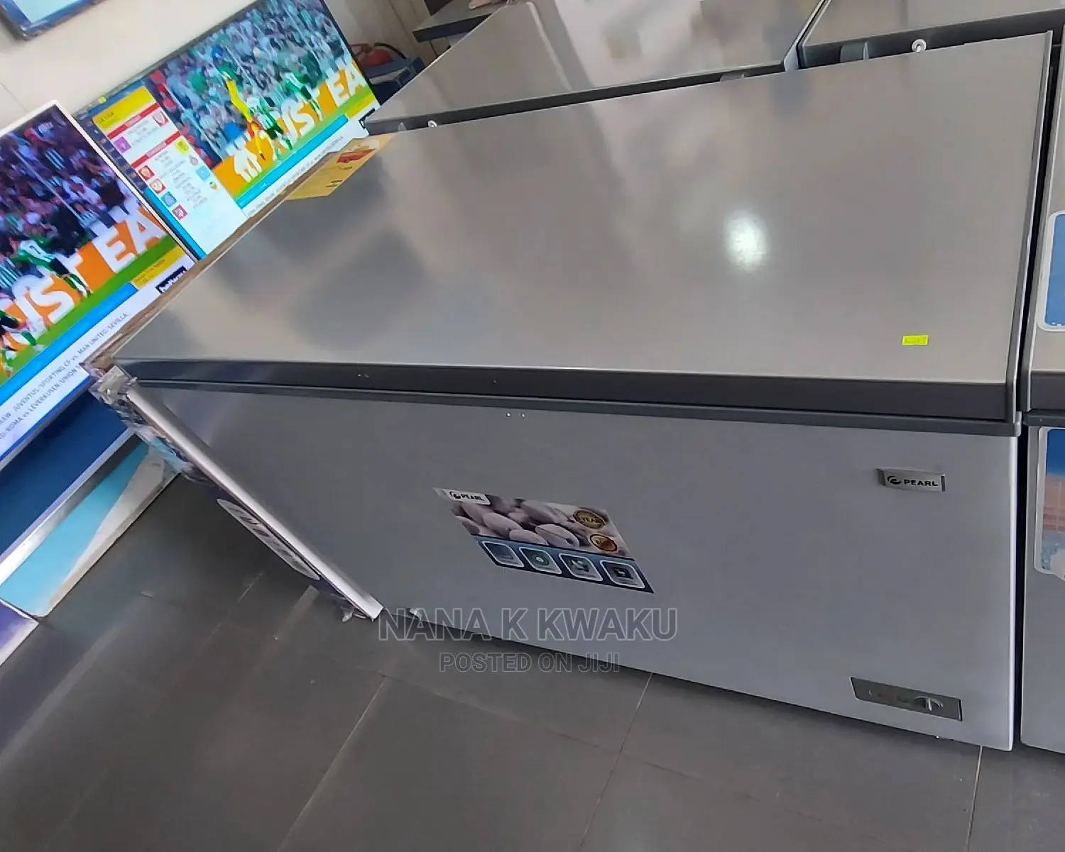Best_pearl 380litrs Chest Freezer Silver Colour