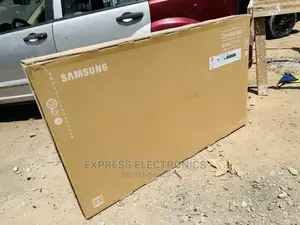 Samsung Series 8 55”UHD Smart Powerful Gameplay Smart