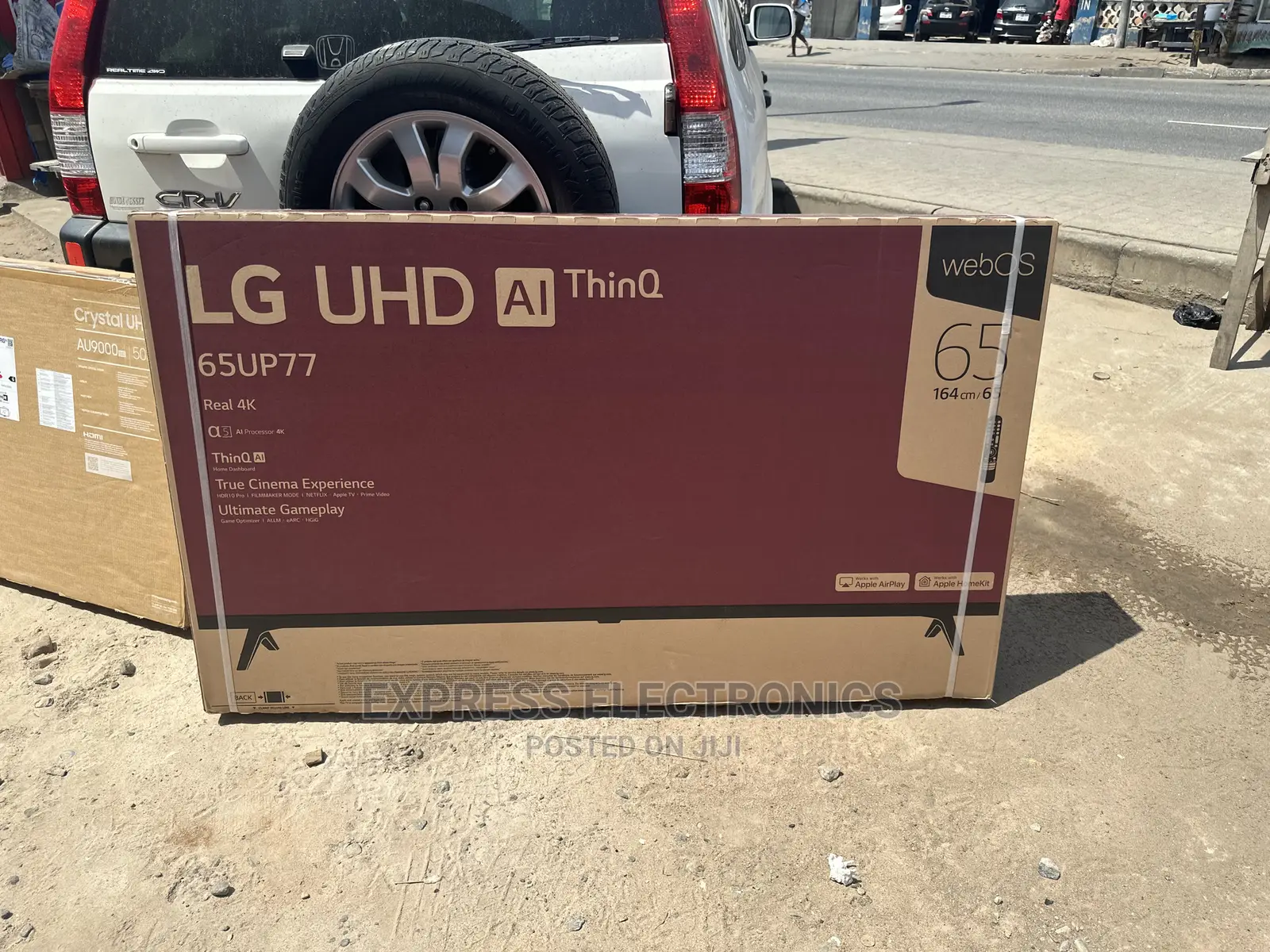 Vivid Clear Display Technology LG UHD Smart 65”Up77series