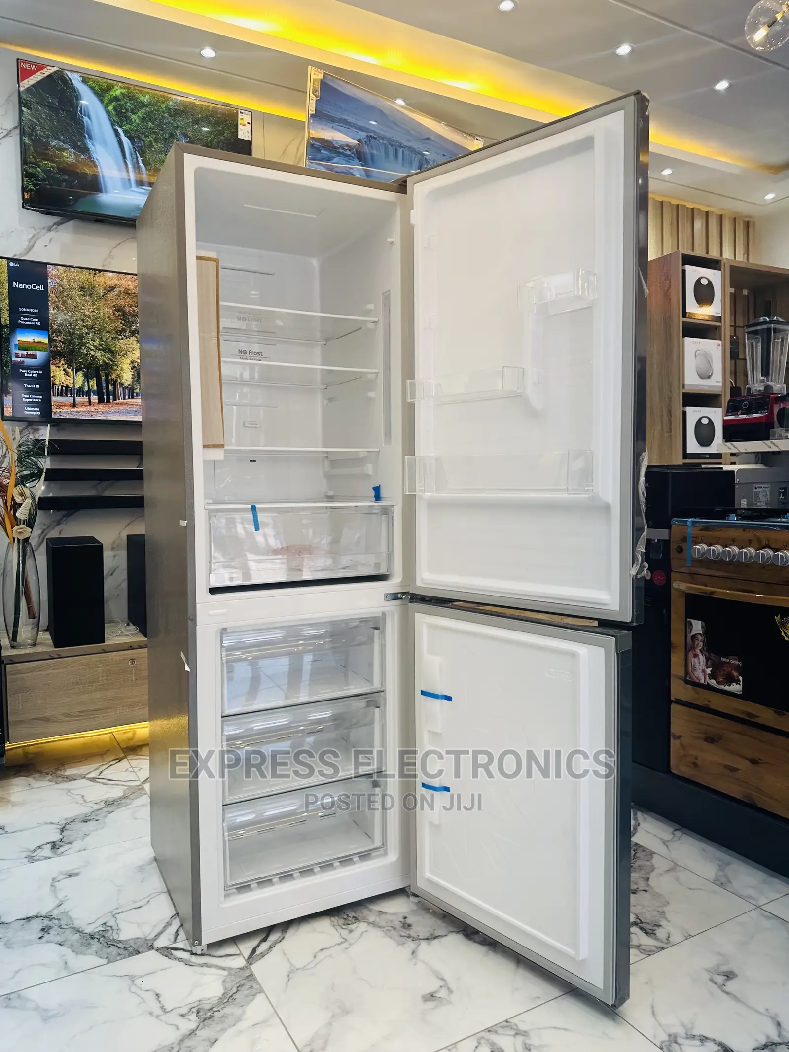 CHBM-370W Humidity Crisper Control 300L Chiq Fridge