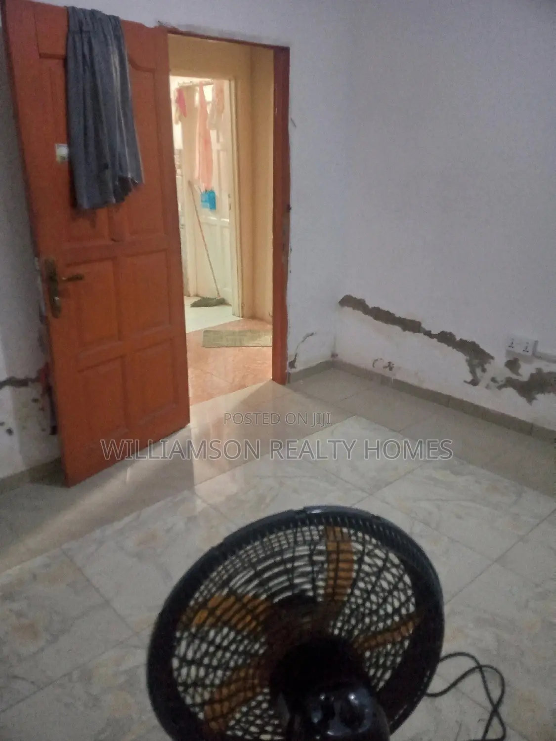1bdrm Apartment in Community 18, Spintex for rent