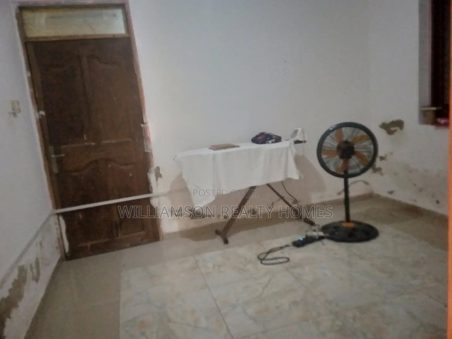 1bdrm Apartment in Community 18, Spintex for rent