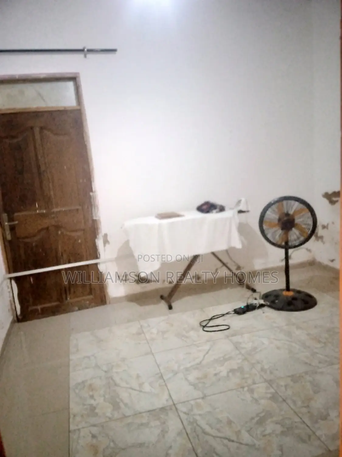 1bdrm Apartment in Community 18, Spintex for rent