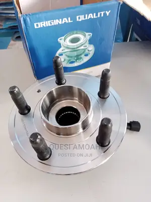 Equinox 2010-2017 Wheel Bearing and Hub.