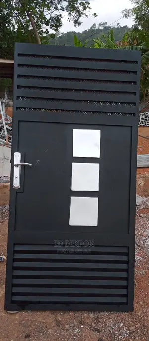 Small Gate