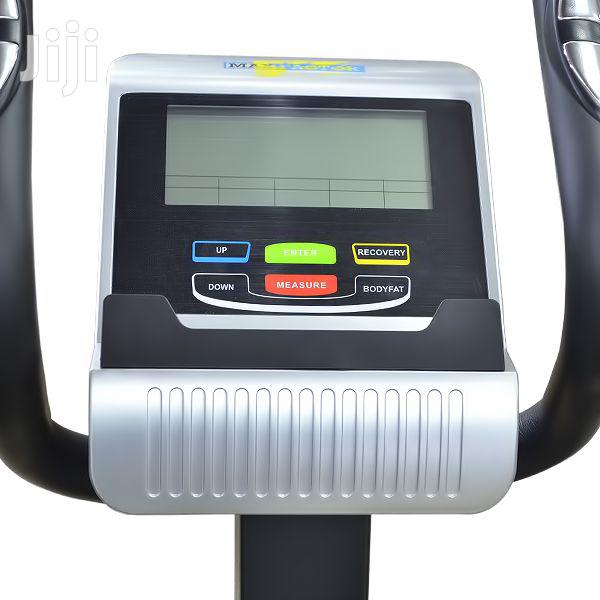 Cross Trainer