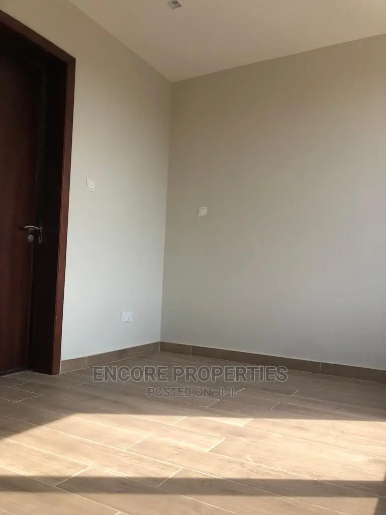 3bdrm Townhouse/Terrace in Burma Camp for Sale