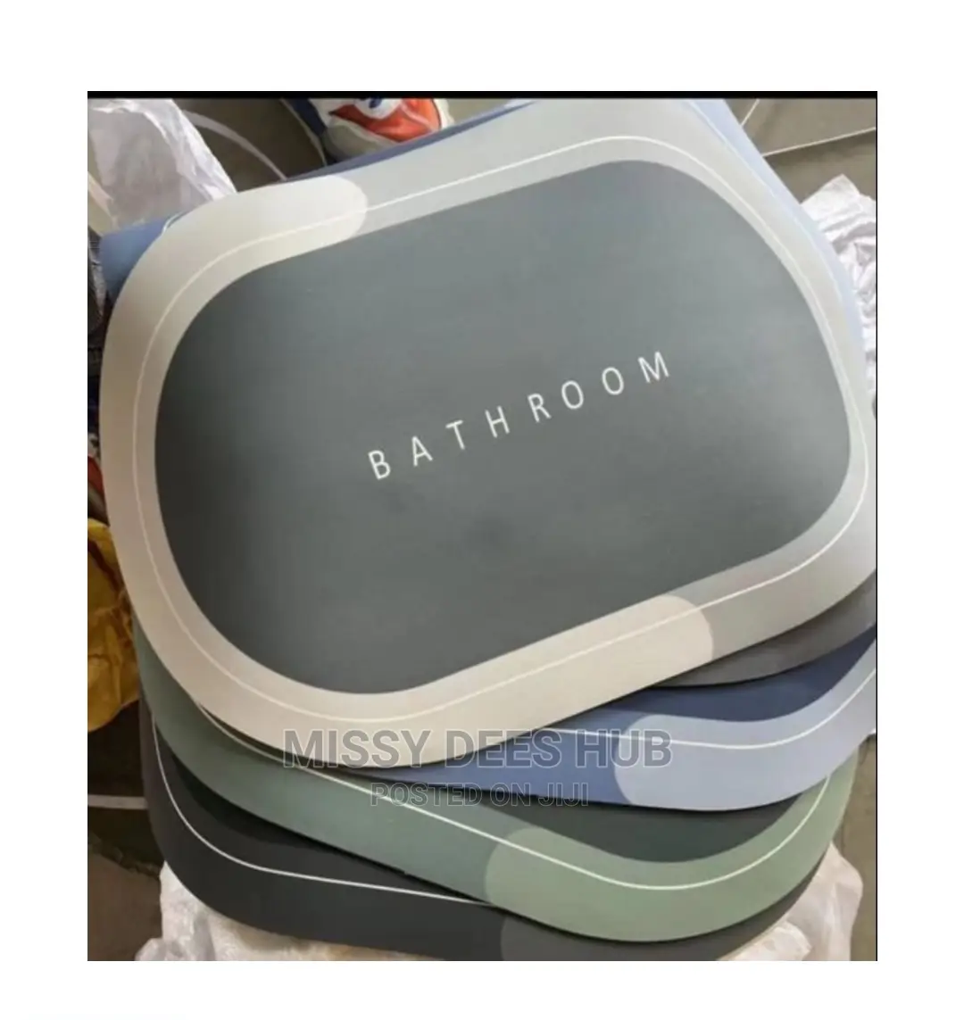 Super Absorbent Bathroom Mat - Medium Sized