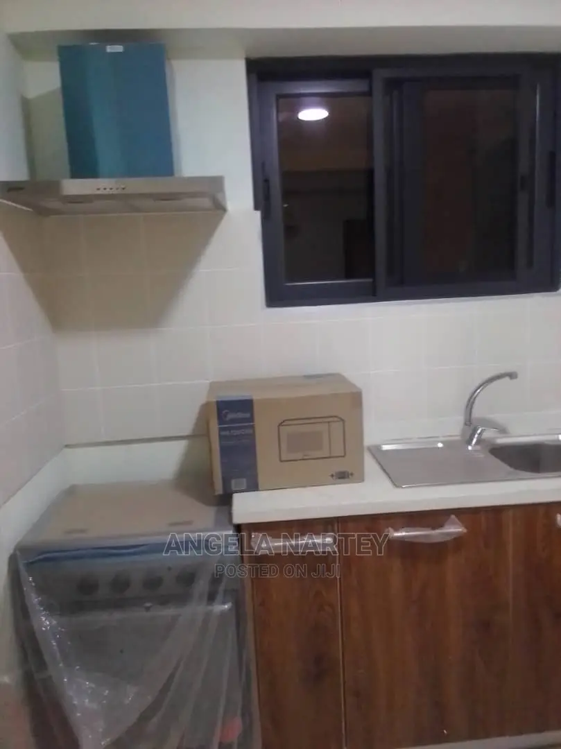 2bdrm Apartment in Sakumono Estates, Tema Metropolitan for sale