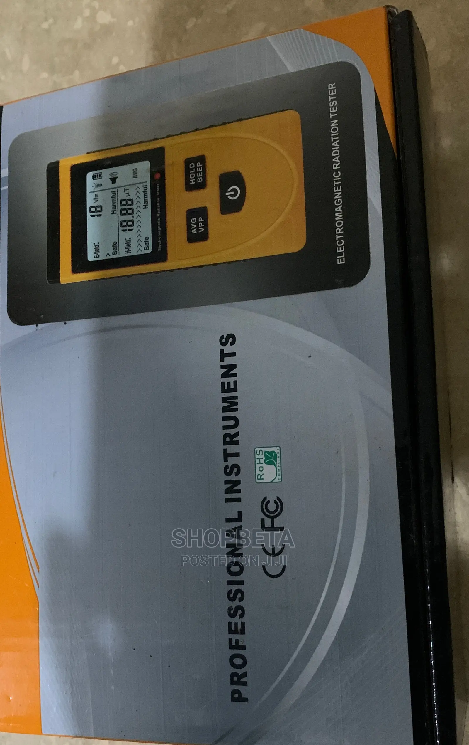 Radiation Meter/Dosimeter /Emf Meter
